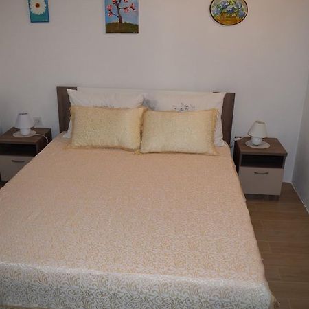 Apartment Bozana 2 Umag Exterior photo